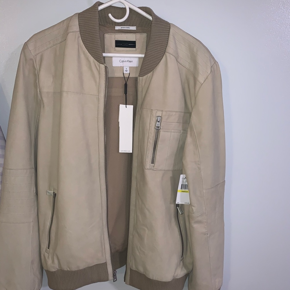 Bomber jacket
